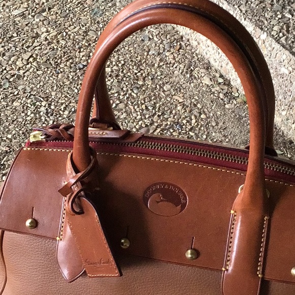 DOONEY & BOURKE large capacity dual toned leather satchel in Natural, like new - Picture 4 of 12